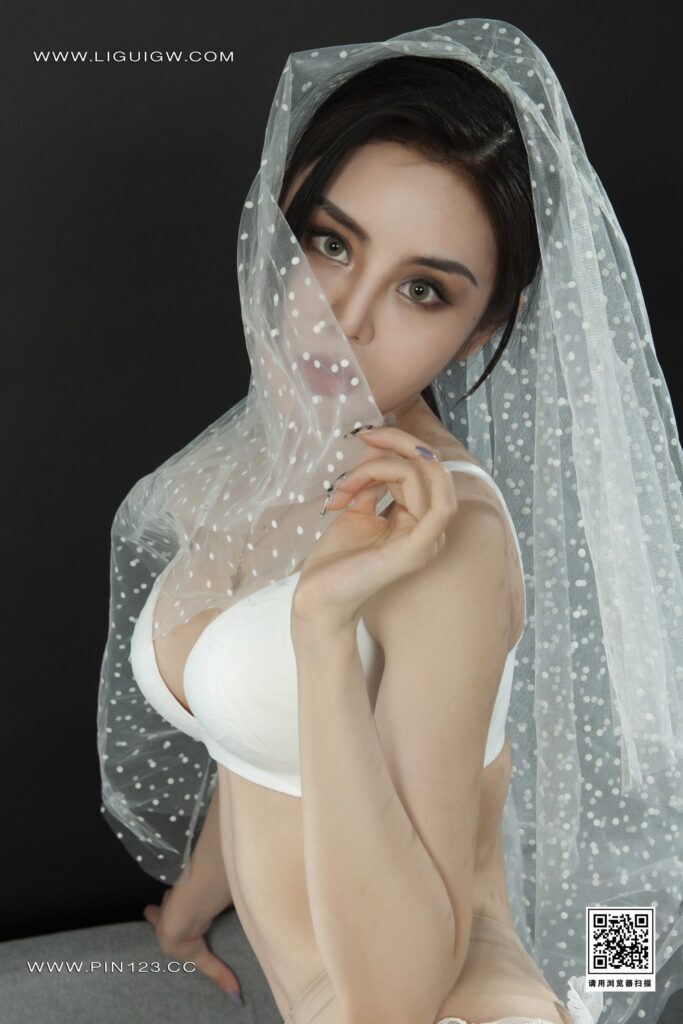 [Ligui丽柜]2023.11.06 梦幻新娘 凉儿[18+1P]-精选写真论坛-在线美图-集图萌