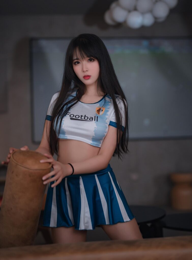 轩萧学姐 – 足球宝贝[51P]-私房物语论坛-在线美图-集图萌