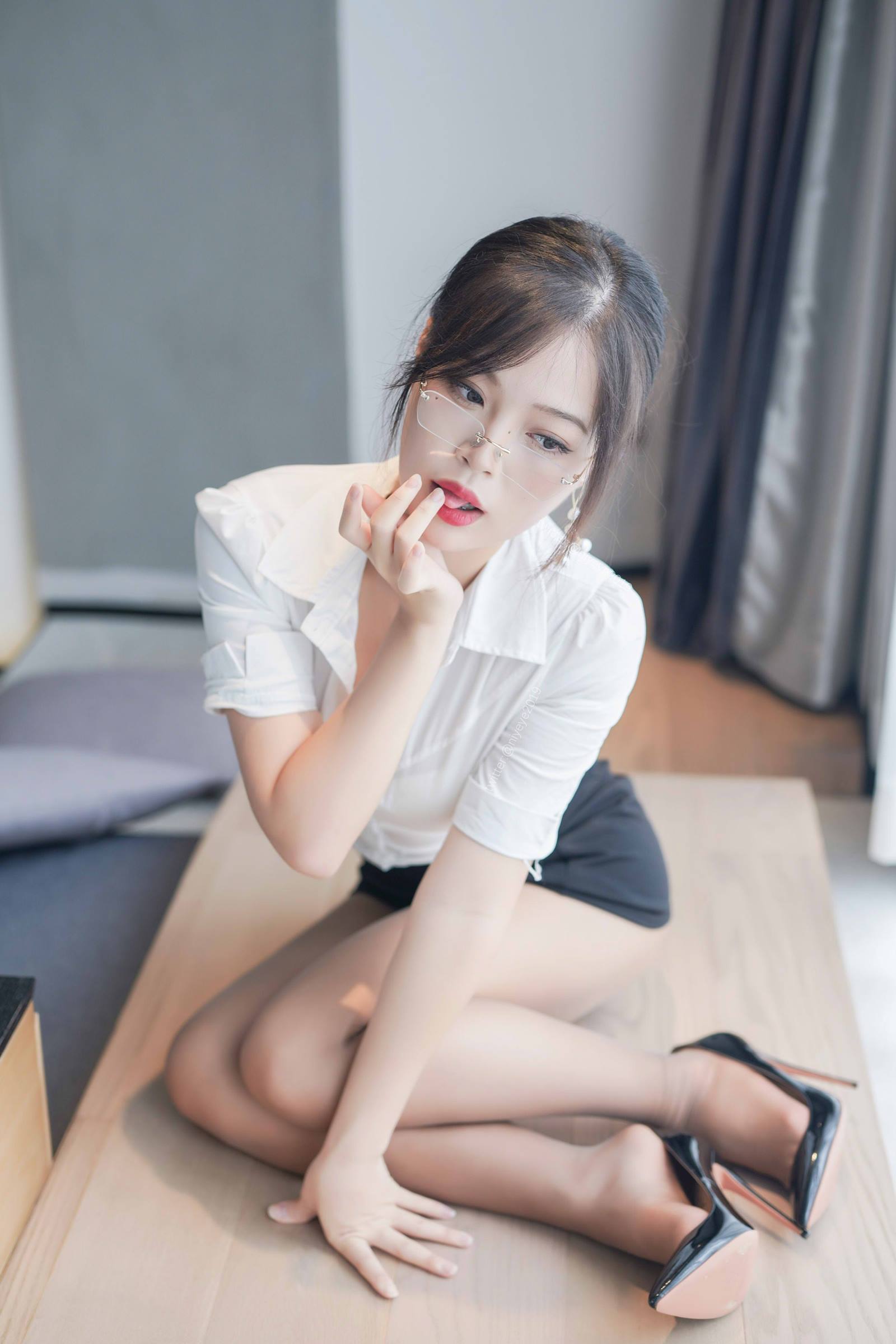 白烨 – 秘书的私人时间2.0[72P/201MB]-集图萌
