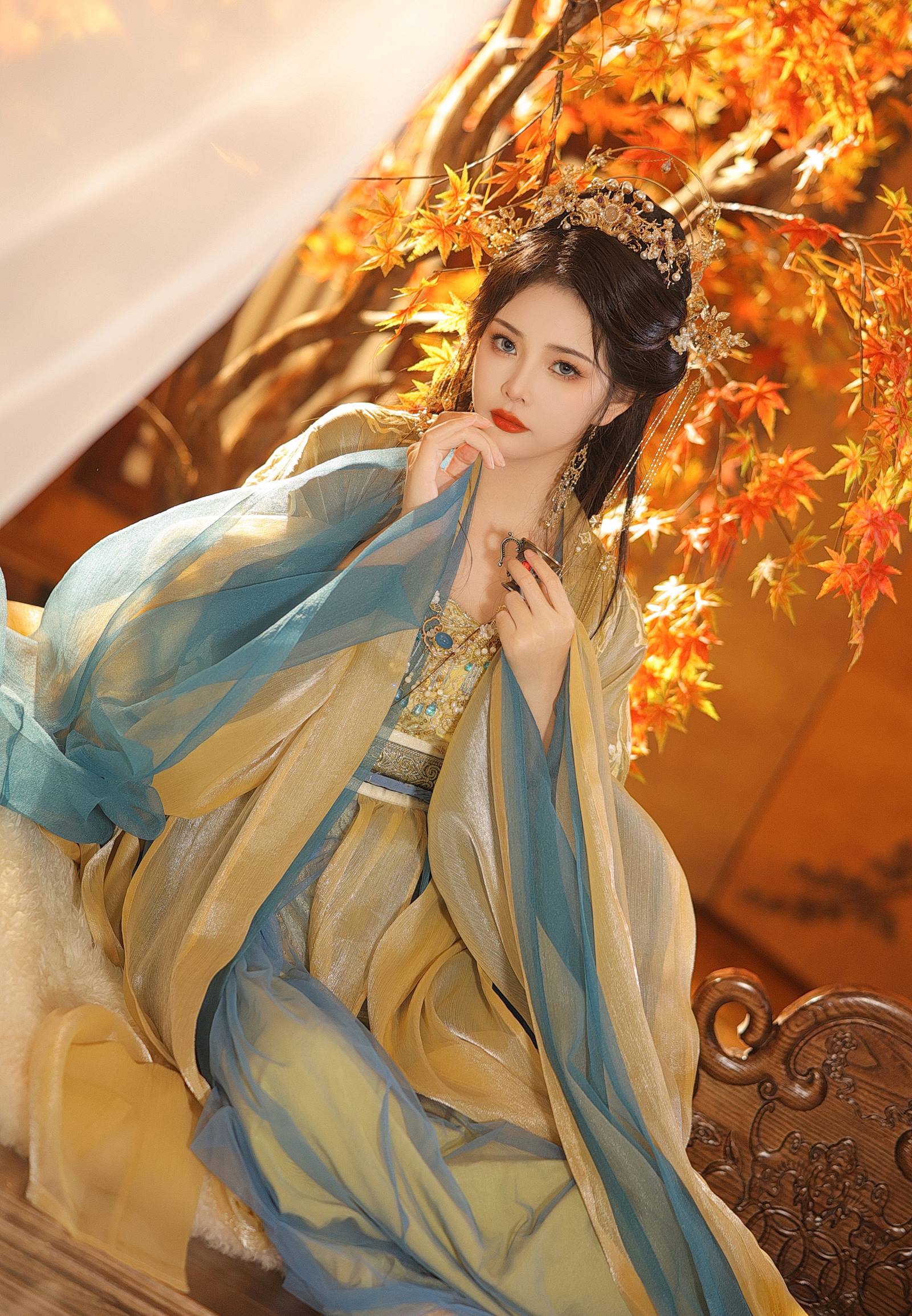 苏嫣嫣阿姨 – 白茶清欢[12P/114MB]-集图萌