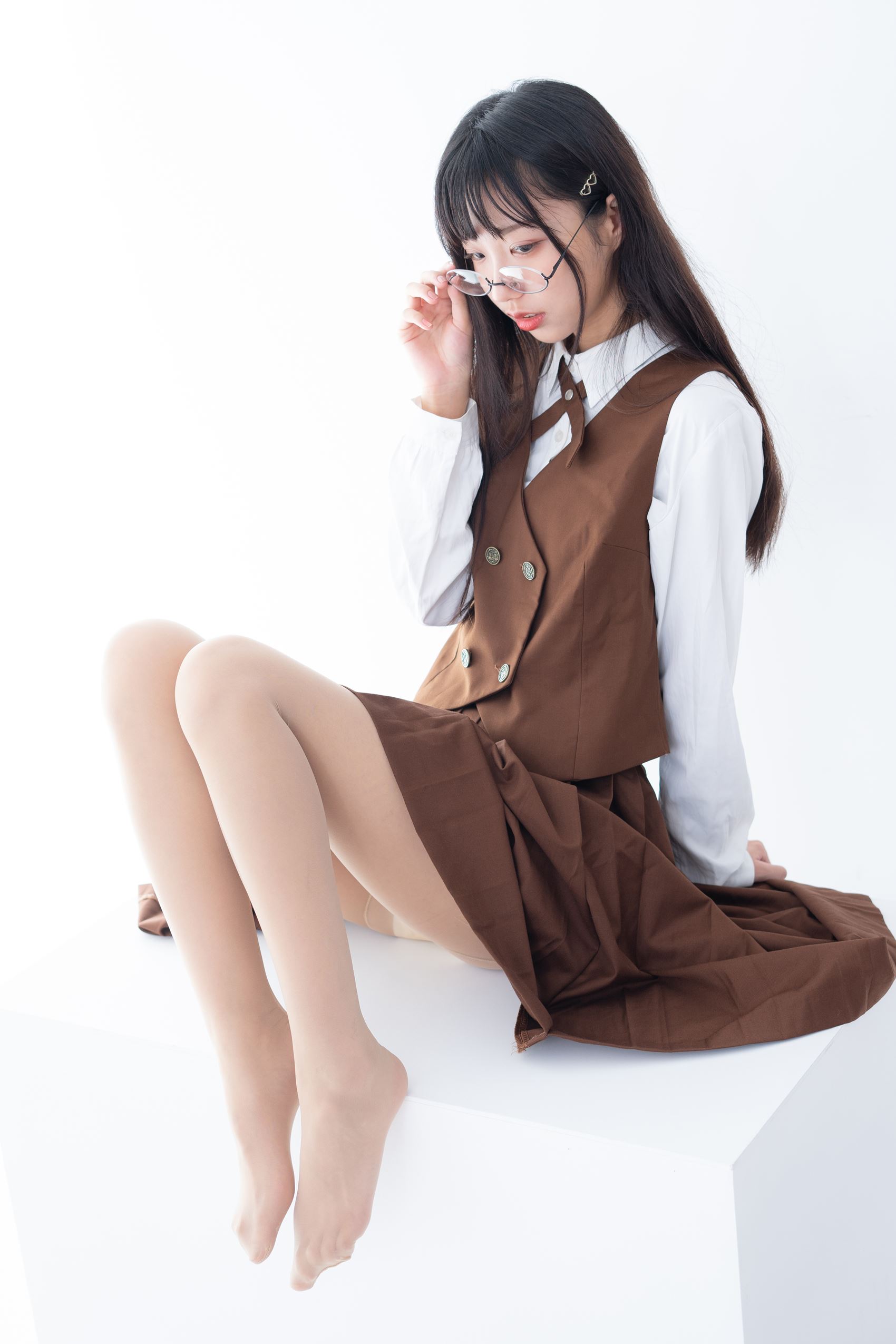 [紧急企划]内部定制 NO.016 一只喵喵梓 棕色JK裙[48P/1V/1.09GB]-集图萌