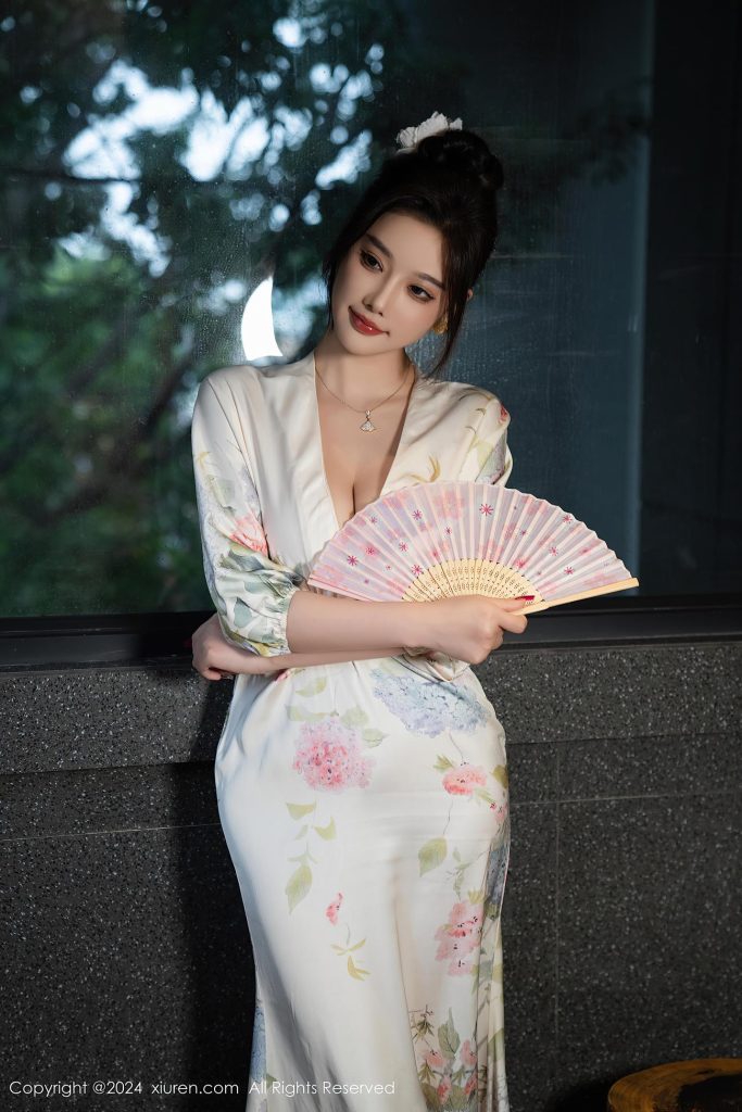 图片[3]-[Xiuren秀人网]2024.11.19 NO.9470 杨晨晨Yome[99+1P/1.21GB]-集图萌