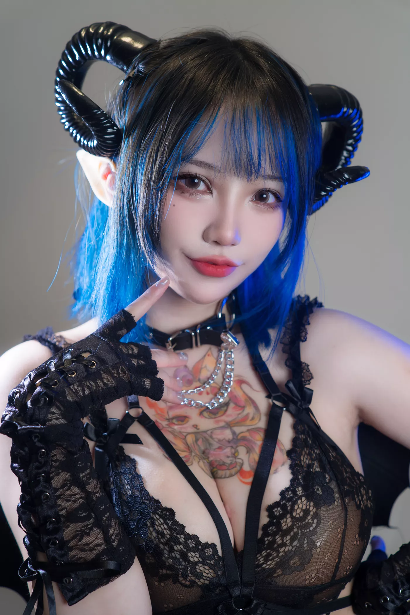 狐洛洛子 NO.008 – 深蓝魅魔[39P/543MB]-集图萌